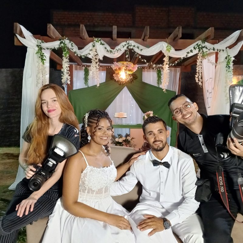 Brinde e celebração dos noivos