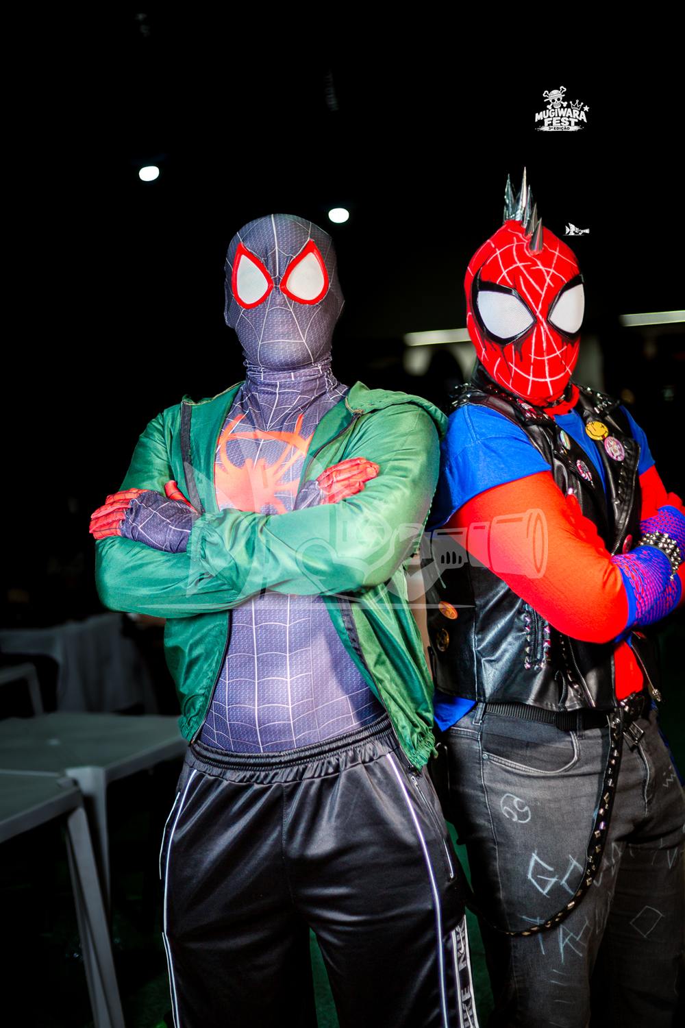 Cosplay de Miles Morales e Homem-Aranha Punk no Mugiwara Fest